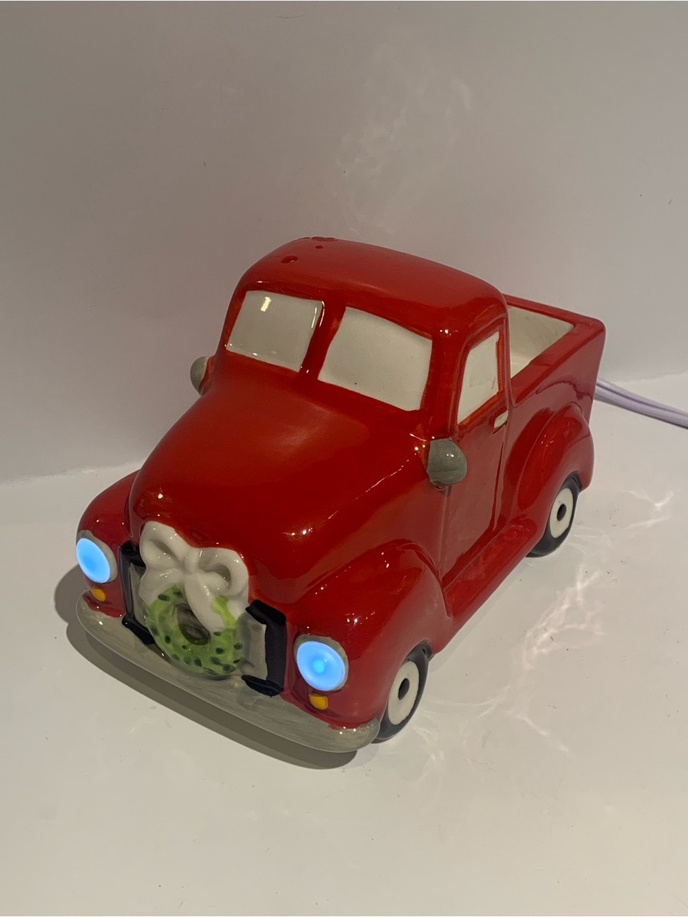 Red truck Christmas wax warmer